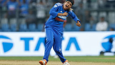 Super Saika Ishaque shines with 3/22