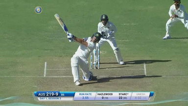 IND vs AUS 2017 - 1st Test day 1 : Mitchell Starc six