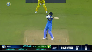 IND vs AUS 2022, 1ST T20I: Hardik Pandya Six