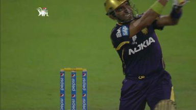 M11: RCB vs KKR –  Robin Uthappa Wicket