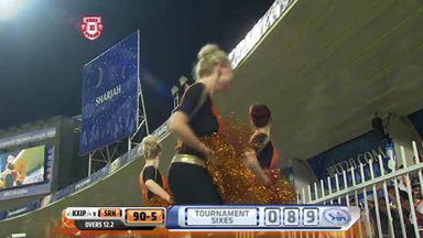 M9: KXIP vs SRH –  Darren Sammy Six