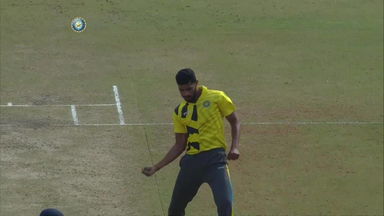 Vijesh Prabhudessai 3/28 against Rajasthan