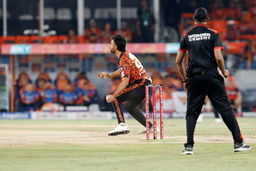 A special 100th IPL wicket with a special caught and bowled ft. Jaydev Unadkat
