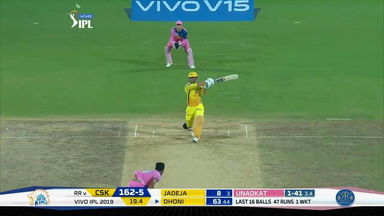 M12: CSK vs RR – MS Dhoni Six