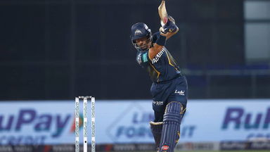 Wriddhiman Saha's aggressive 39(25)