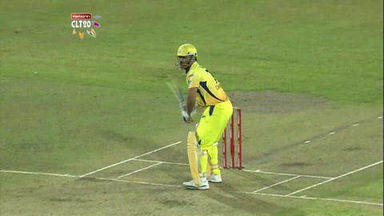 M10: CSK vs SRH –  MS Dhoni Six