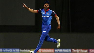 Shreyas Iyer's one hand wonder run-out