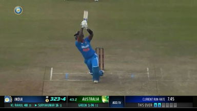 IND vs AUS 2023-24, 2ND ODI: Suryakumar Yadav Six