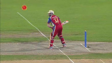 M11: RCB vs KKR –  AB de Villiers Wicket