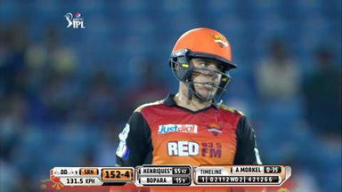 M45: DD vs SRH – Moises Henriques Six