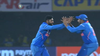 Ripper! Jadeja bamboozles Chase