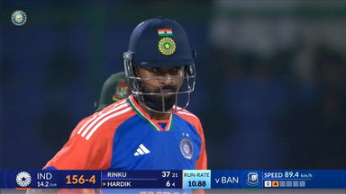 Hardik Pandya's attacking cameo of 32(19)