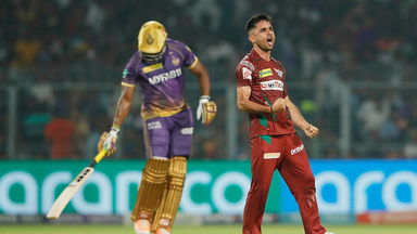 6 & CASTLED! Bishnoi's perfect reply to Russell