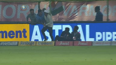 Fan catch brilliance - How good was that take!
