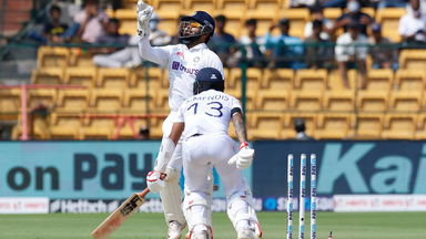 Rishabh Pant's lightning fast stumping