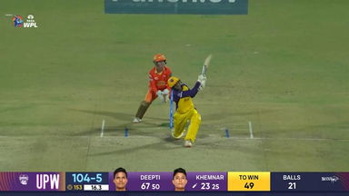 M18 - GG vs UPW: Poonam Khemnar Six