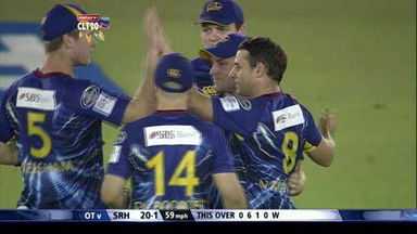 Q6: SRH vs OT –  Parthiv Patel b NL McCullum