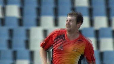 CLT20 2012 M19: AA vs PER – Wickets