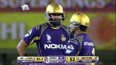 M21: CSK vs KKR –  Yusuf Pathan Six