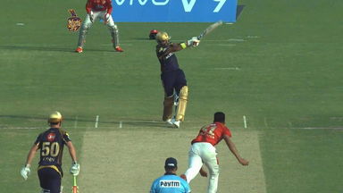 M18: KKR vs KXIP – Robin Uthappa Six