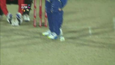 M19: SCO vs MI –  Rohit Sharma Six