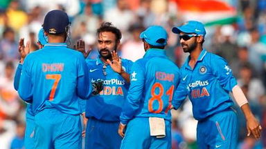 India vs NZ 2016, 3rd ODI: Fall of Wickets - New Zealand