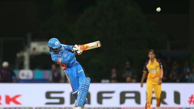 18-run over: Pooja Vastrakar, Nat Sciver-Brunt provide the final flourish