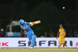 18-run over: Pooja Vastrakar, Nat Sciver-Brunt provide the final flourish