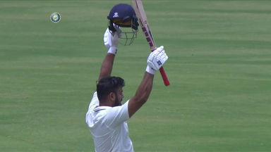 Manoj Tiwary's 136 (185) against Jharkhand