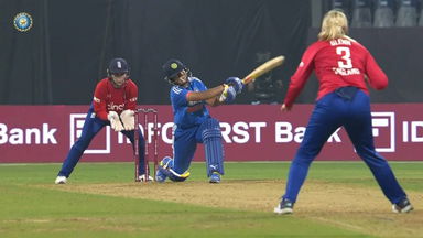 Richa Ghosh gets into groove with 4 & 6