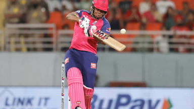 W,4,6: Excellent catch & crucial hits ft. Shashank & Hetmyer