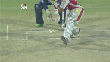 M32: DD vs KXIP – Manan Vohra Wicket