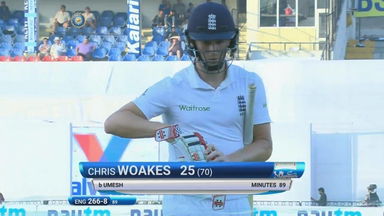 IND vs ENG 2016 - 3rd Test, day 1 : Chris Woakes Wicket