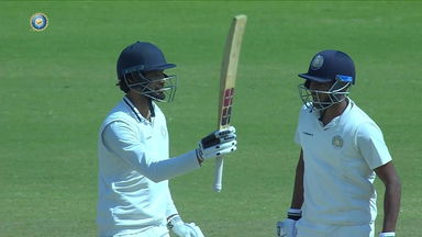 Ranji Trophy  2022/23 QF 2: Prerak Mankad's valuable 88(137)