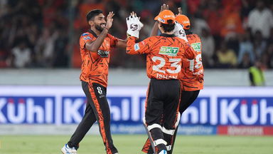 Crucial wickets! Eshan-Abhishek work in tandem