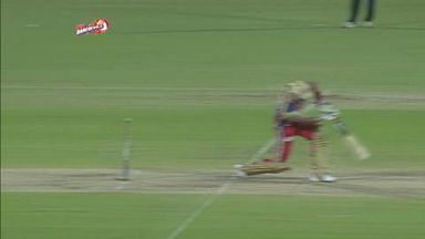 M57: DD vs RCB – Virat Kohli Wicket