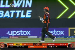 Jason Roy's solid 44(38)