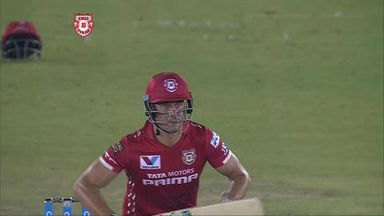 M36: KXIP vs DD – Marcus Stoinis Wicket