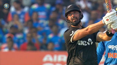 IND vs NZ 2026, 1st ODI: Daryl Mitchell Six