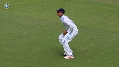 Excellent reflex catch ft. Yashasvi Jaiswal