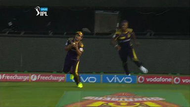 M8: SRH vs KKR – Freecharge Bolt  Moment – Andre Russell