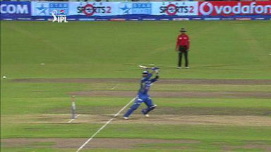 M75: RR vs MI – Dinesh Karthik Wicket