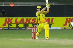Shane Watson keeps it steady with 42(38)