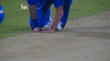 M5: CSK vs MI – Amazing  Moments