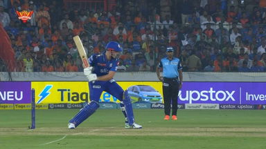 21-run over: Green, Varma up the ante
