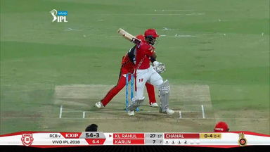 M08: RCB vs KXIP – KL Rahul Six