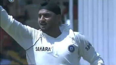 India vs SA, 2007/08 - 1st Test : Harbhajan Singh's 5-wicket haul