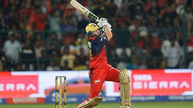 30-run over! Tim David goes into monster mode