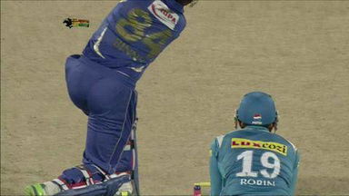M13: PWI vs RR – Stuart Binny Wicket