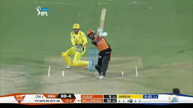 M20: SRH vs CSK –  Kane Williamson Six